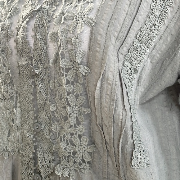Shirt With Lace & Crochet Detail, Size S - Picture 3 of 7